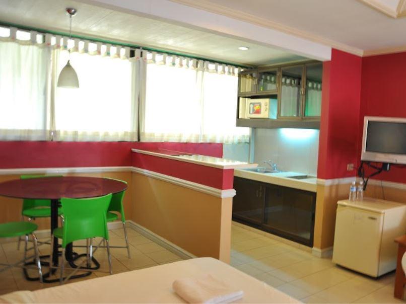 Club Manila East Taytay Apartment Exterior foto